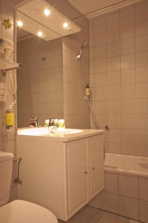 Hotel Winzenberg Blienschwiller Bilik gambar